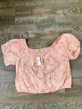 Loft Women’s Pink Floral Off-Shoulder Crop Top